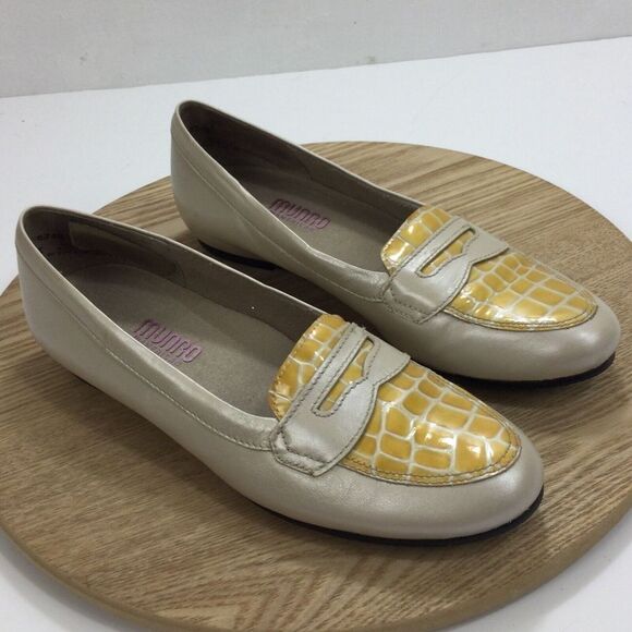 MUNRO American Womens Beige Croc Print Slip On Leather Penny Loafers Shoes 8N - Picture 3 of 13